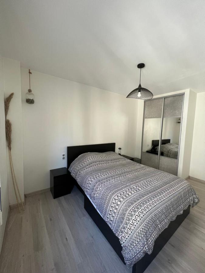 Superbe Appartement Centre Ville Nîmes Eksteriør bilde